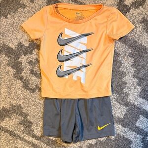 Nike Peach Short Sleeve Athletic Top with Gray Shorts